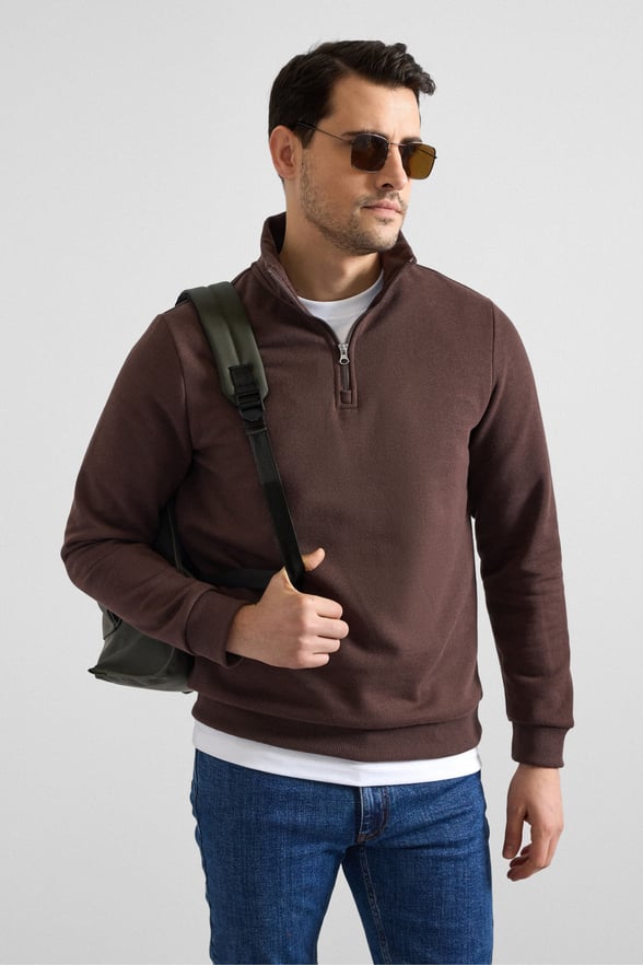 Koyu Kahve Regular Düz Yarım Balıkçı Yaka Sweatshirt