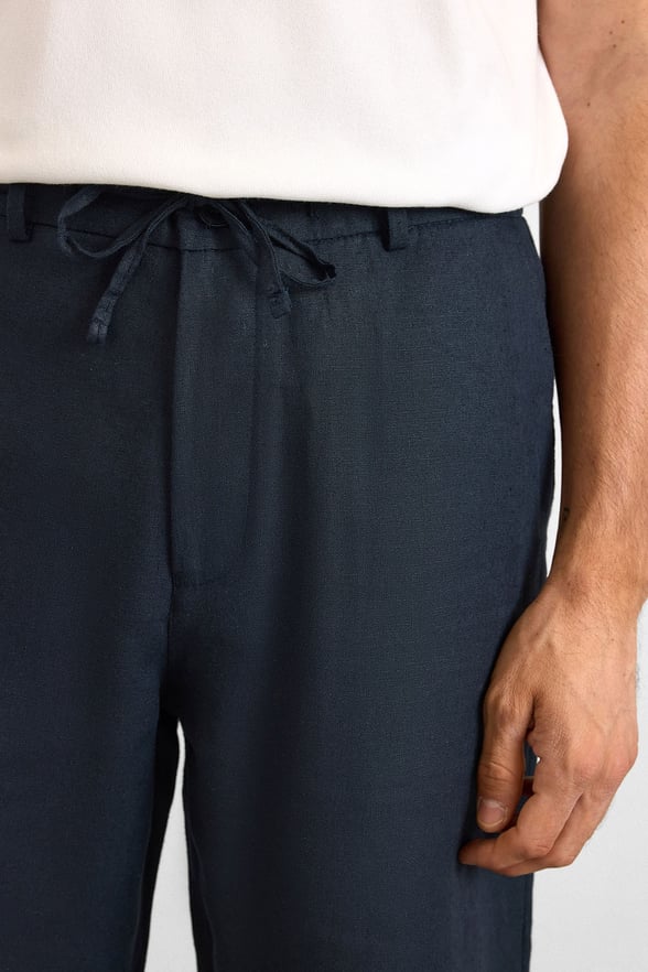Lacivert Regular Düz Twill Yarım Lastikli Şort