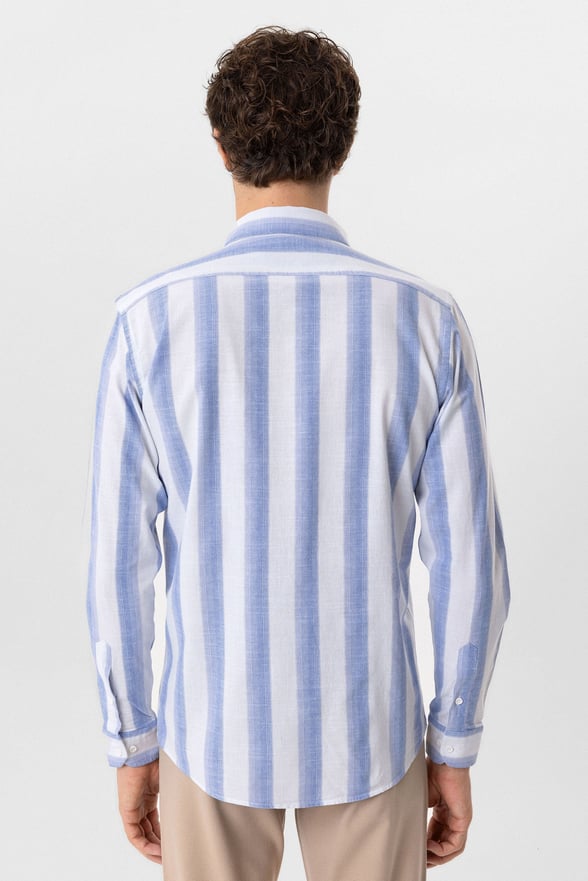 Mavi Slim Fit Desenli Düğmeli Yaka Çizgili Gömlek