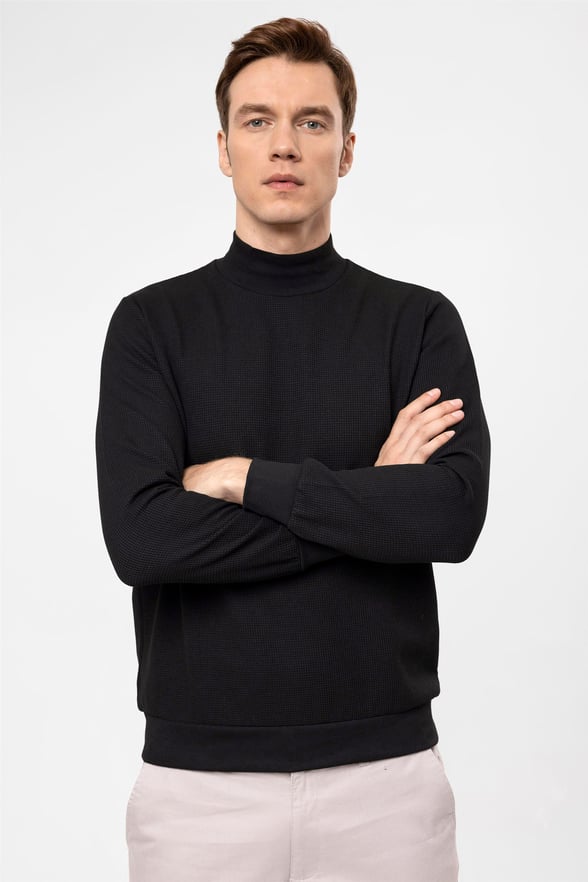 SİYAH 10 Regular Kapitone Yarım Balıkçı Yaka  Sweatshirt
