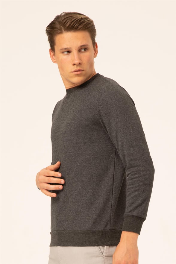 Siyah Regular Armürlü O Yaka  Sweatshirt