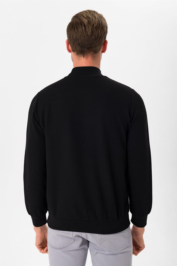 Siyah Regular Armürlü Yarım Balıkçı Yaka  Sweatshirt