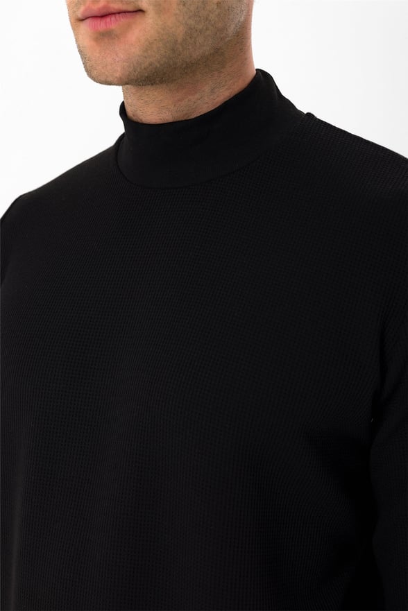 Siyah Regular Armürlü Yarım Balıkçı Yaka  Sweatshirt