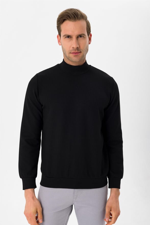 Siyah Regular Armürlü Yarım Balıkçı Yaka  Sweatshirt