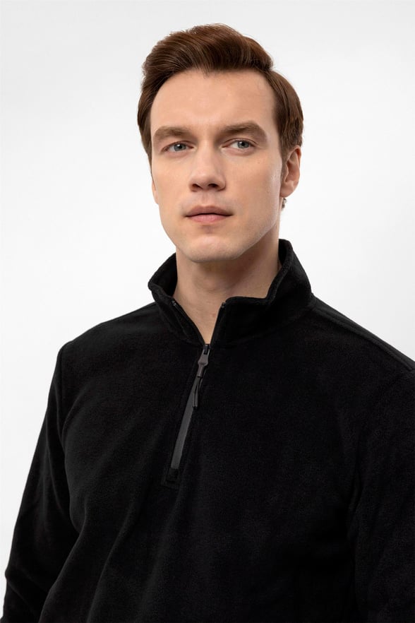 Siyah Regular Düz Sivri Yaka  Sweatshirt