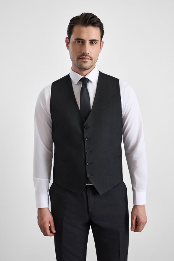 Siyah Regular Sivri Yaka 4 Drop Yelekli Takım Elbise