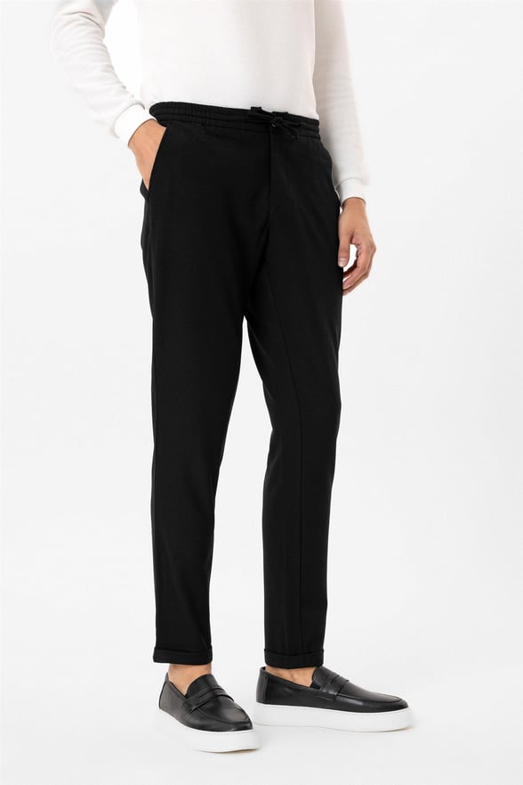Siyah Slim Armürlü Jogger Pantolon