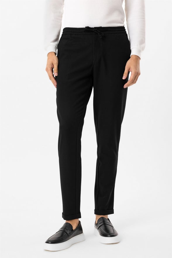 Siyah Slim Armürlü Jogger Pantolon
