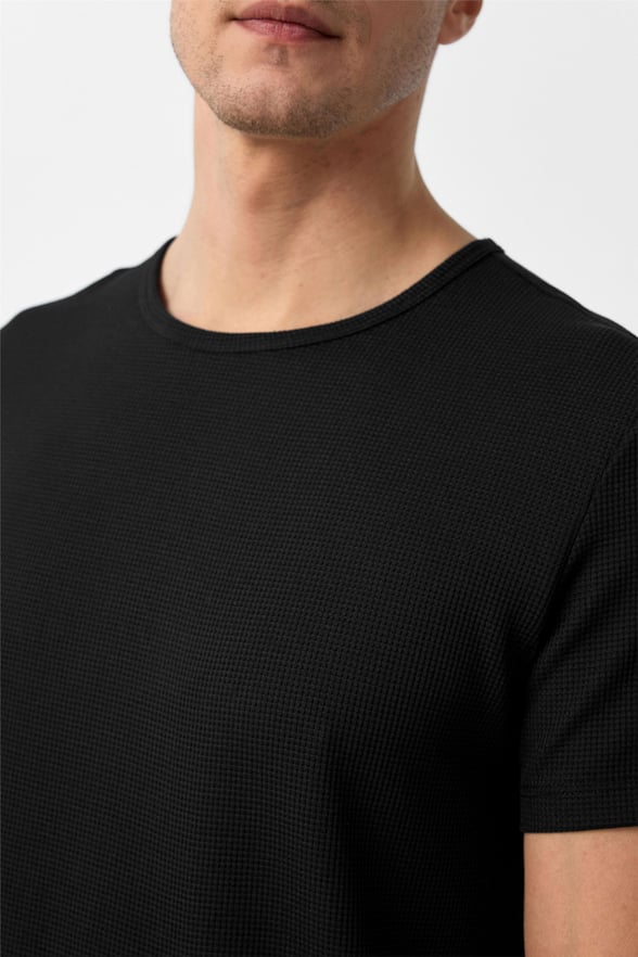 Siyah Slim Armürlü O Yaka Tişört