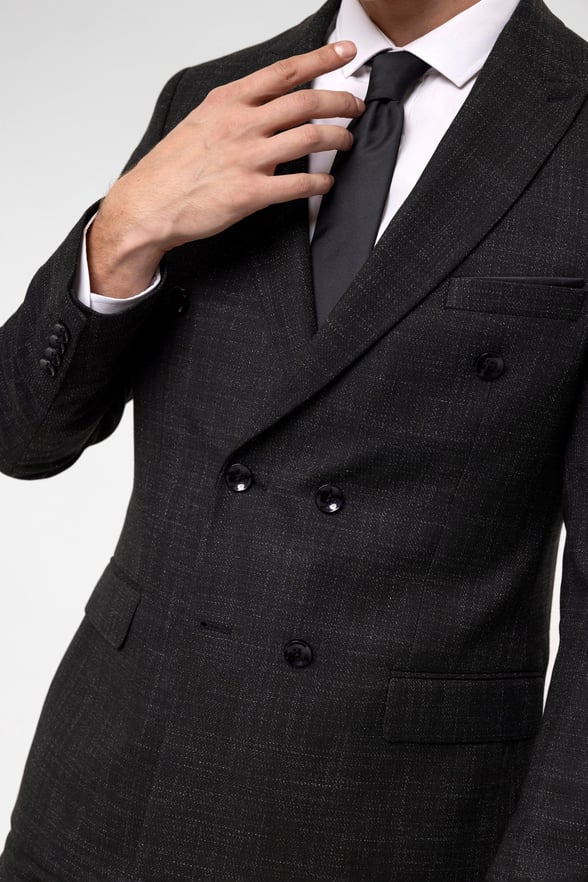 Siyah Slim Fit Armürlü Sivri Yaka 6 Drop Klasik Takım Elbise