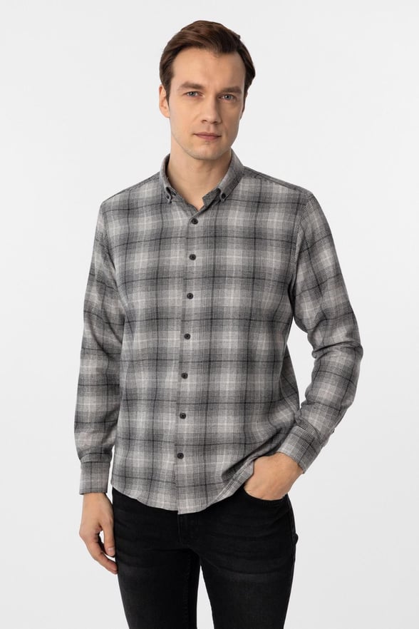 Siyah Slim Fit Düz Düğmeli Yaka Gömlek