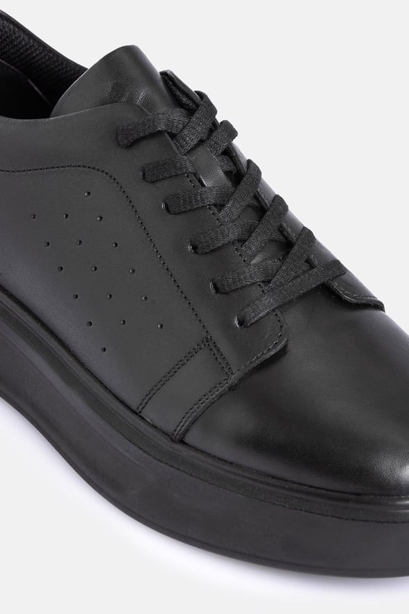 Siyah Sneakers Ayakkabı