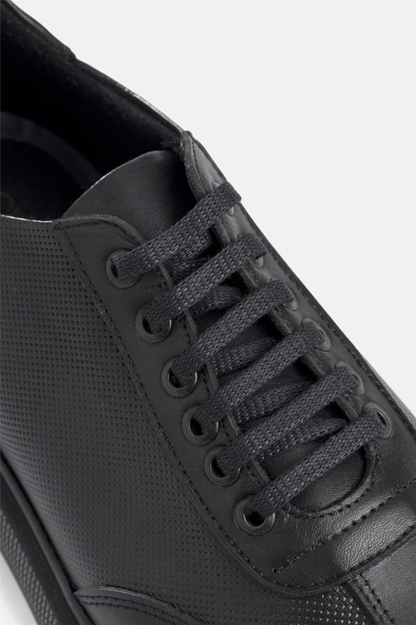 Siyah     Sneakers Ayakkabı