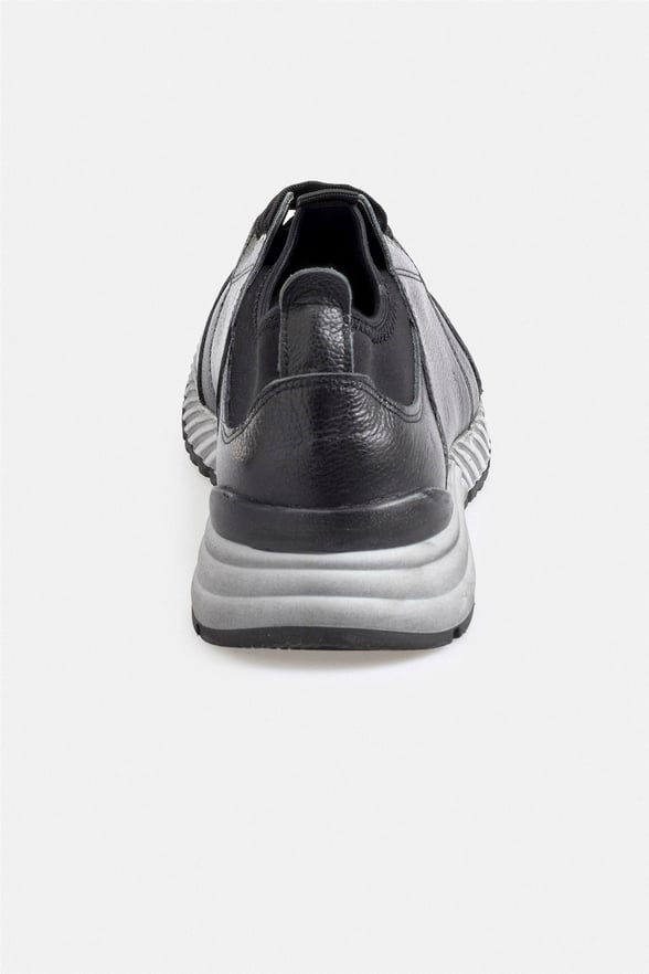 Siyah Sneakers Ayakkabı