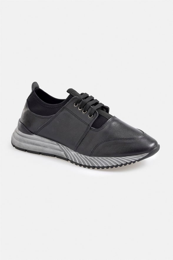 Siyah Sneakers Ayakkabı