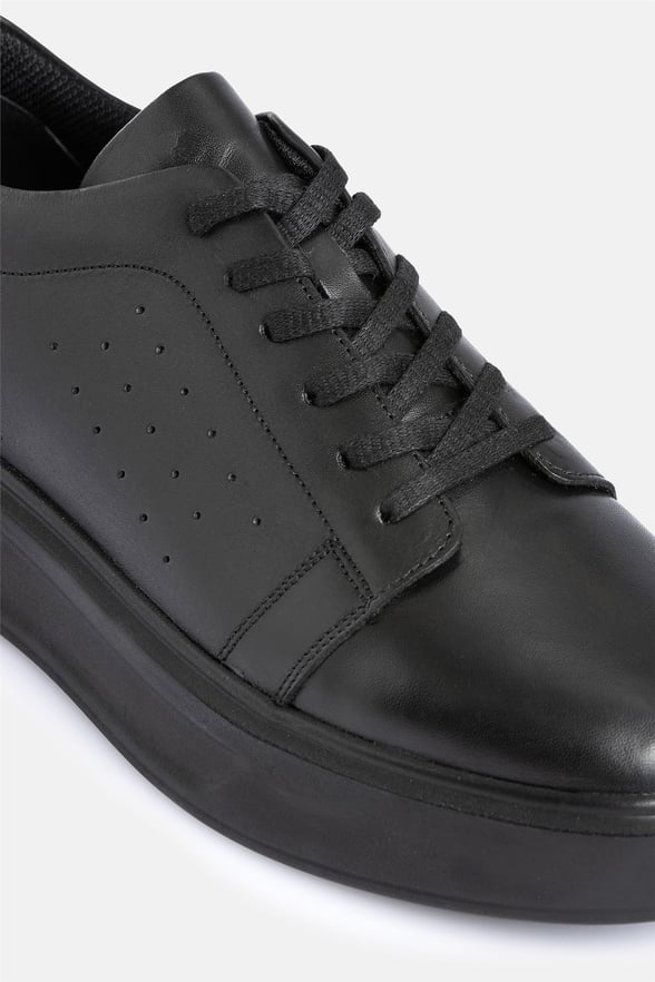 Siyah Sneakers Ayakkabı