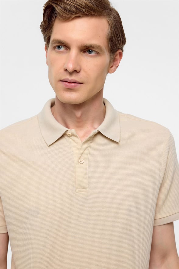 Bej Regular Armürlü Polo Yaka Tişört