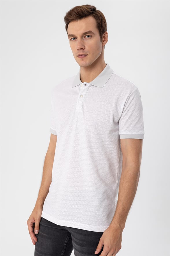 Beyaz Regular Baskılı Polo Yaka  Tişört