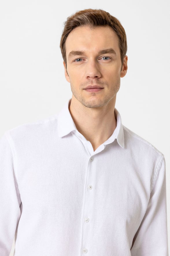 Ekru Slim Fit Desenli Klasik Yaka Gömlek