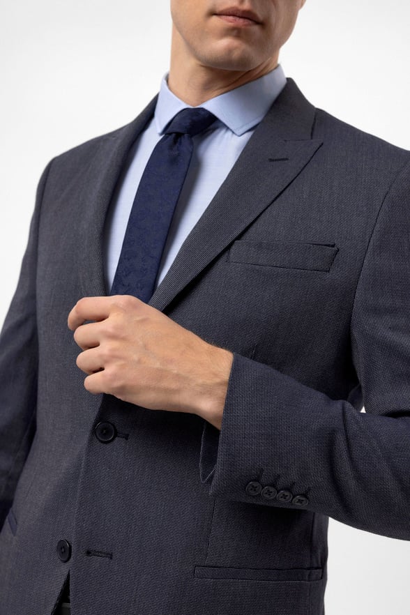 Lacivert Slim Fit Armürlü Sivri Yaka 6 Drop Klasik Takım Elbise