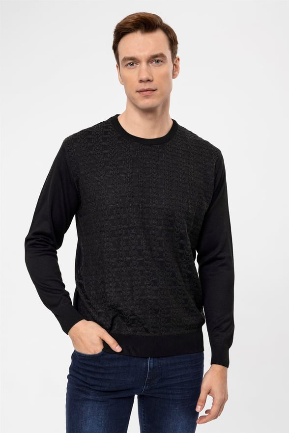 Siyah Slim Armürlü O Yaka  Triko