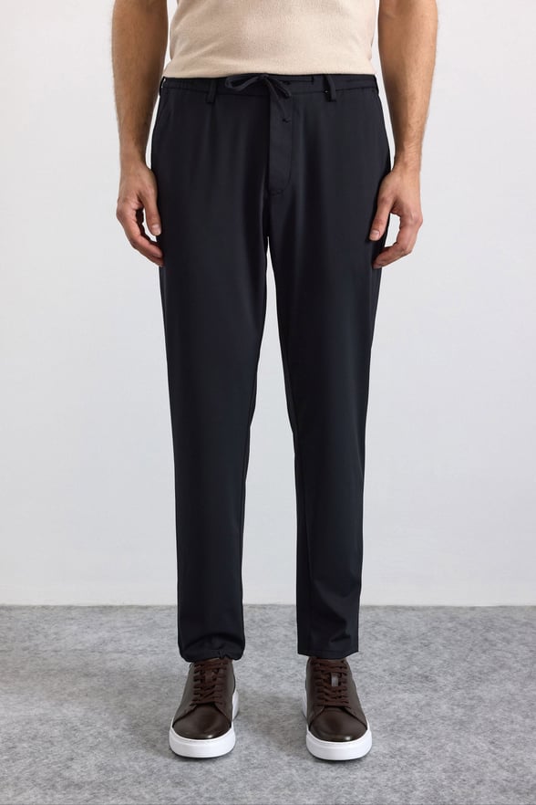 Siyah Slim Düz Jogger Pantolon