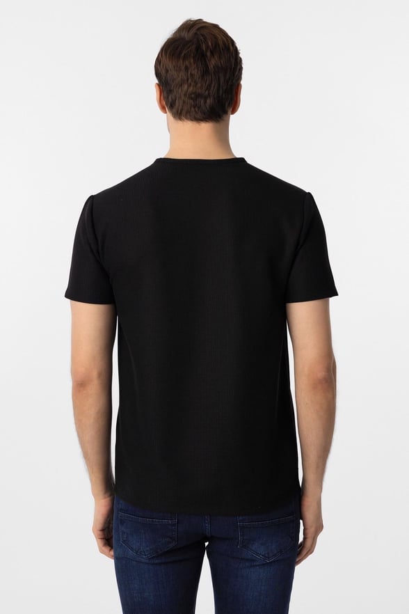 Siyah Slim Fit Armürlü Bisiklet Yaka Tişört