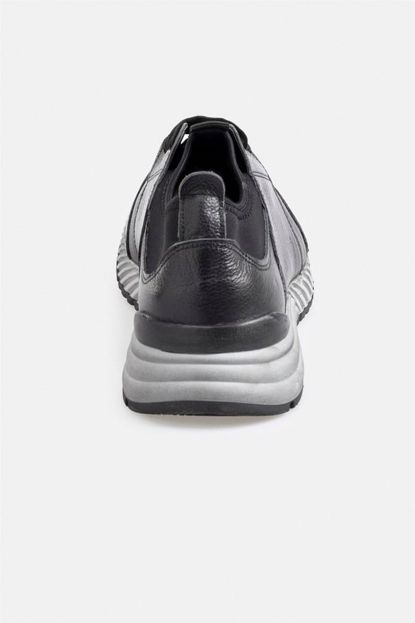 Siyah Sneakers Ayakkabı
