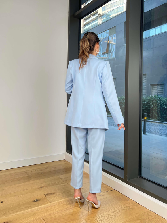 Askılı Korse Görünüm Crop Düğme Kapamalı Blazer Ceket Yüksek Bel Pantolon Adelisa Mavi Kadın Üçlü Takım 25Y493