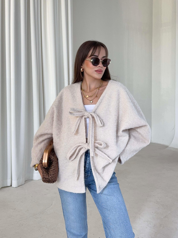 Oversize Önden Bağlamalı Annabel Kadın Bej Peluş Ceket 26K005