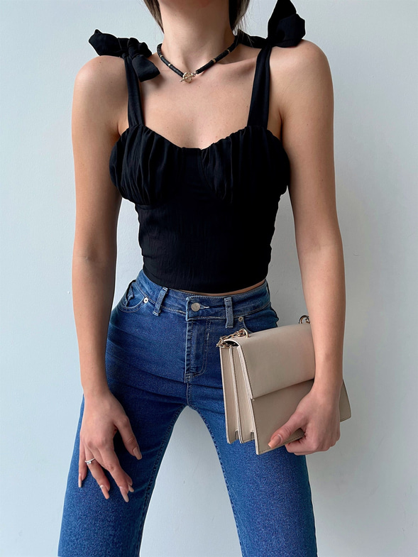 Bağcık Askılı Göğüsü Drape Erica Kadın Siyah Bluz 22K000552