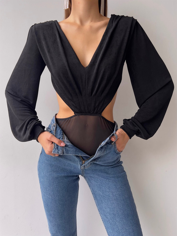 V Yaka Bel Ve Sırt Dekolteli Arkası İp Bağlamalı Uzun Kollu Baker Kadın Siyah Bodysuit 23K000223