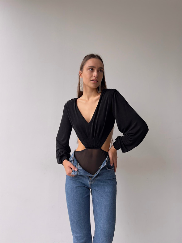 V Yaka Bel Ve Sırt Dekolteli Arkası İp Bağlamalı Uzun Kollu Baker Kadın Siyah Bodysuit 23K000223