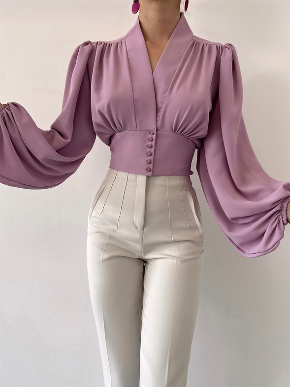 Balon Kol Önden Düğmeli V Yaka Kadın Lila Crop Bluz 21Y000527