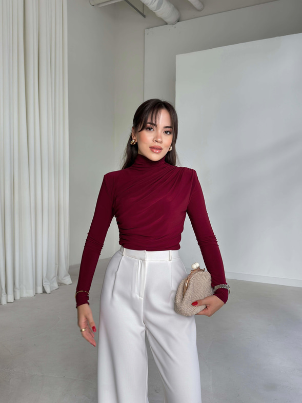 Boğazlı Yanı Drape Detaylı Belmade Bordo Kadın Bluz 26K113