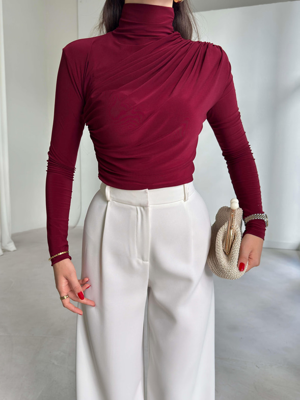 Boğazlı Yanı Drape Detaylı Belmade Bordo Kadın Bluz 26K113