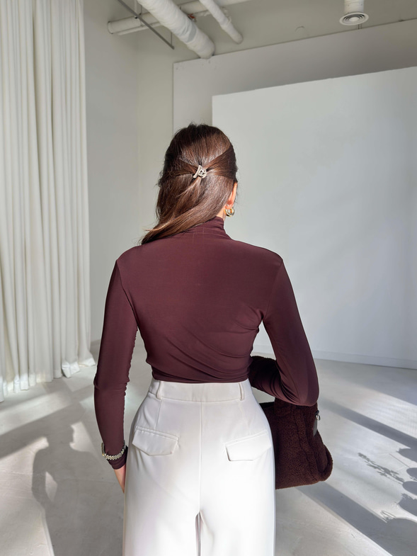 Boğazlı Yanı Drape Detaylı Belmade Kahve Kadın Bluz 26K113