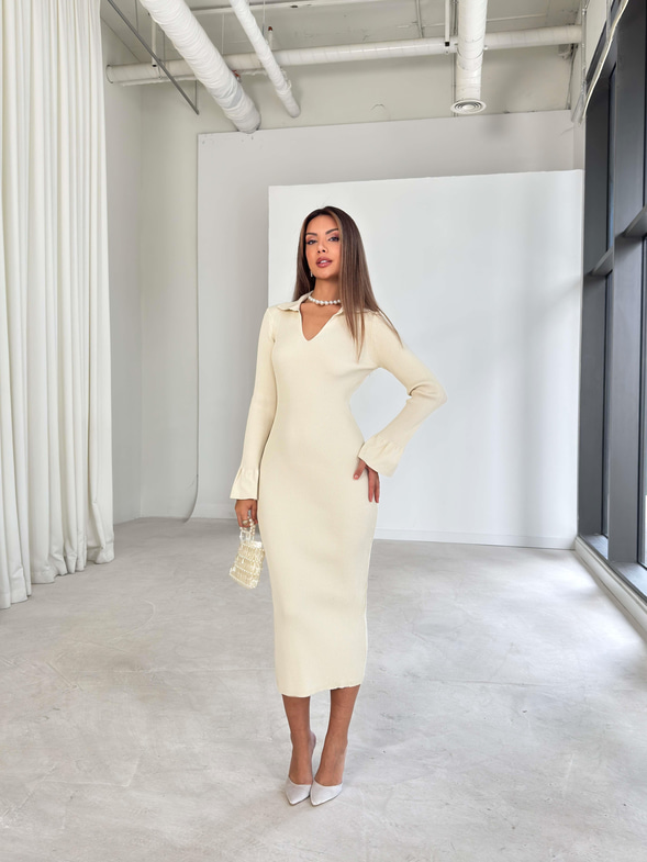 V Yaka Trompet Kol Detaylı Benedict Krem Kadın Triko Elbise 26K212