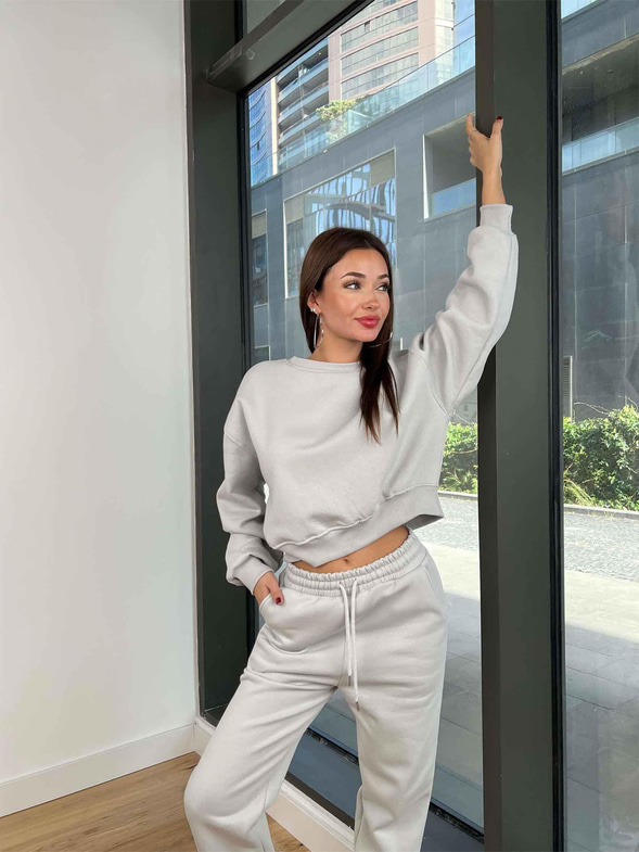 Bisiklet Yaka Crop Sweatshirt Lastikli Eşofman Wesley Kadın Gri Eşofman Takım 24k258