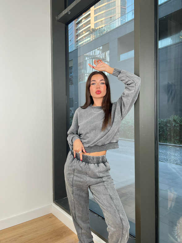 Uzun Kollu Bosque Kadın Gri Crop Sweatshirt 24k000130