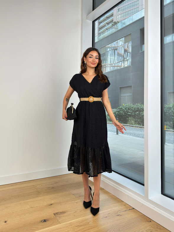 Kısa Kol V Yaka Beli Kemerli Capita Kadın Siyah Midi Elbise 24Y782