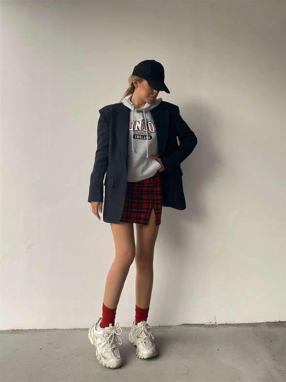 Vatkalı Cep Detaylı Kadın Siyah Blazer Ceket 22K000033