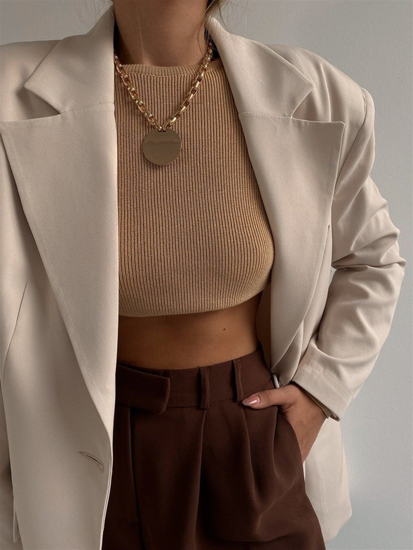 Vatkalı Cep Detaylı Kadın Taş Blazer Ceket 22K000033