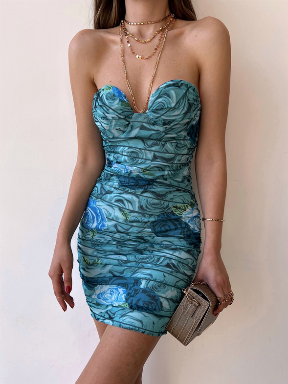 Çiçekli Mini Boy Straplez Kalp Yaka Drapeli Sasha Kadın Mavi Elbise 22Y000252