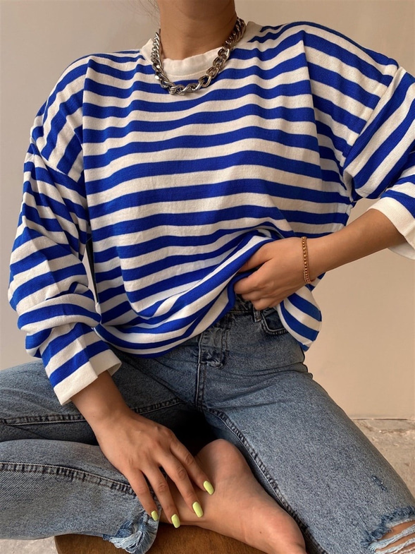Çizgili Oversize İnce Kadın Saks Kazak 22K000005