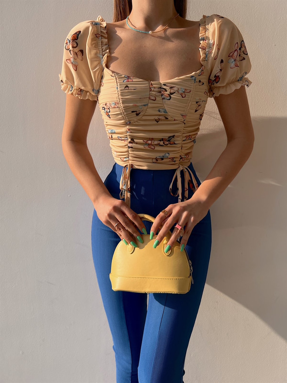 Kelebekli Açık Omuz Drapeli Dasia Kadın Sarı Crop Bluz 22K000618