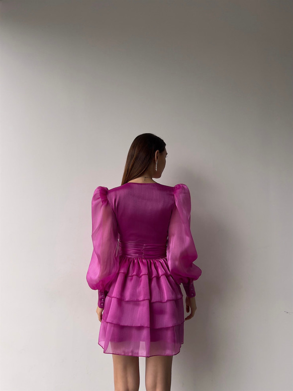 Derin V Yaka Belden Oturtmalı Tül Kol Crown Kadın Fuşya Fırfırlı Elbise 23K000314