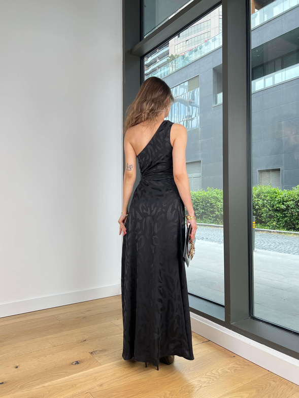 Tek Omuz Askılı Beli Pencere Detaylı Derlon Siyah Kadın Elbise 25Y414