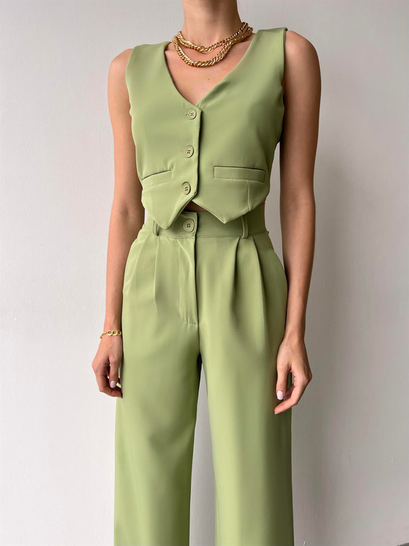 Önü Düğmeli Crop Yelek Yüksek Bel Pens Detaylı Pantolon Eduarda Kadın Fıstık Yeşili Takım 23Y000471