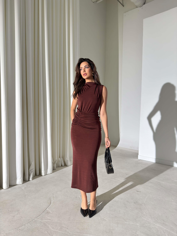 Drapeli Sıfır Kol Elnordi Kahve Kadın Elbise 26Y005